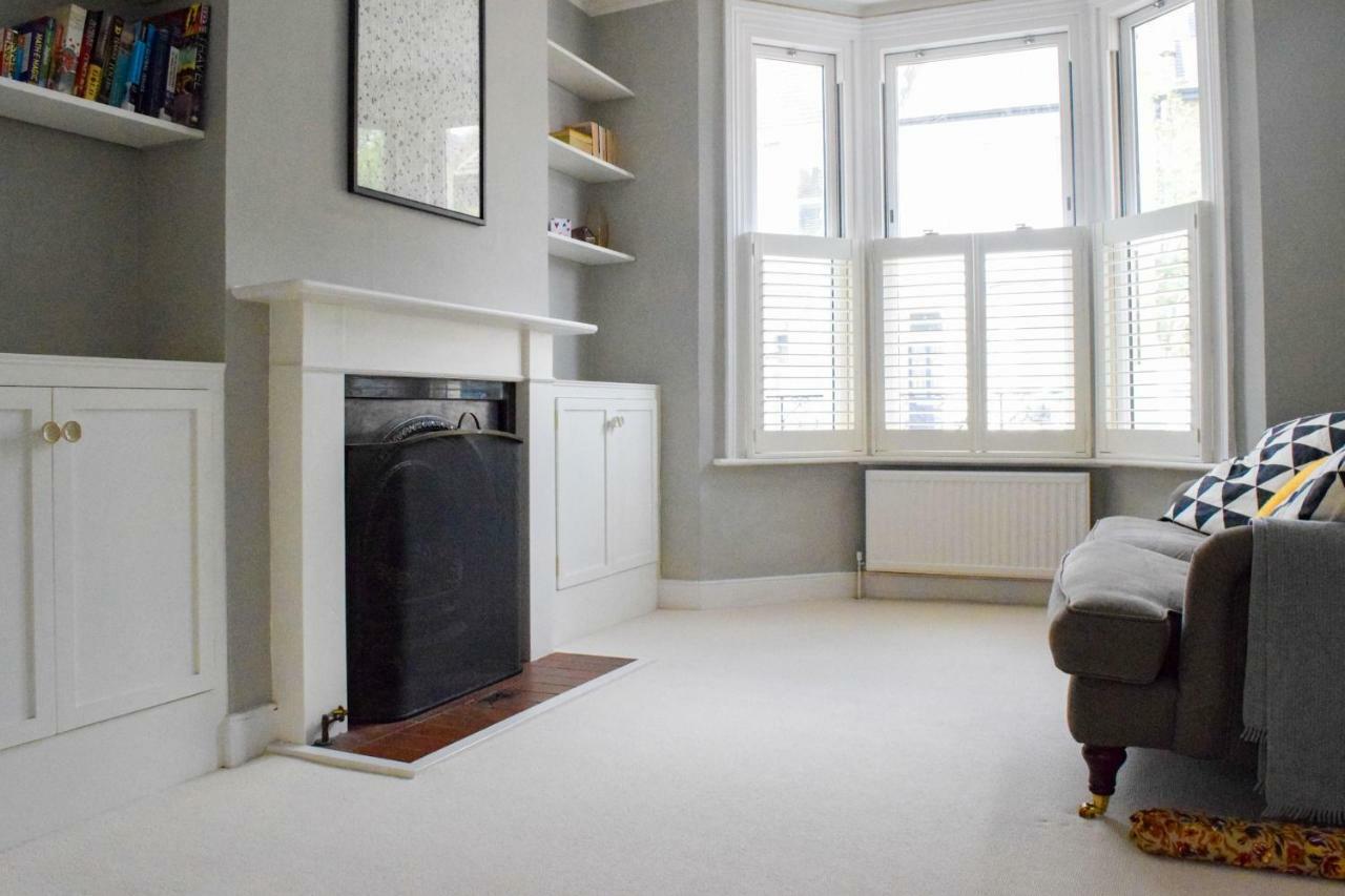 3 Bedroom Family House With A Superb Kitchen And Garden Londres Exterior foto